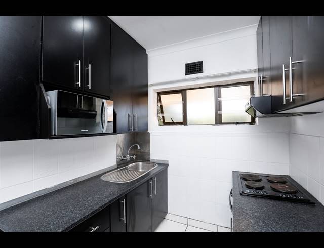 1.5 BEDROOM APARTMENT RENTED IN GLENWOOD